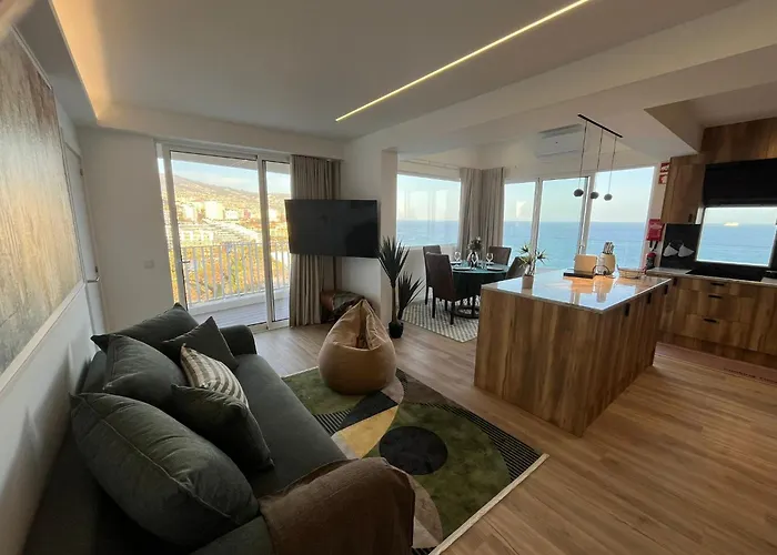 Seascape Penthouse - Special Places * Фуншал