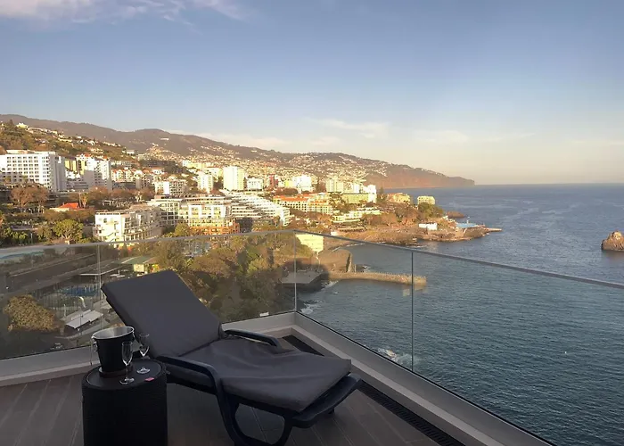 Seascape Penthouse - Special Places Фуншал